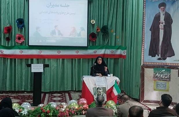 صبری: آموزش ابتدایی زیربنای رشد علمی و تربیتی دانش‌آموزان است