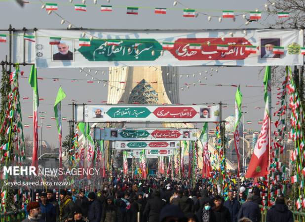 چرا حضور در راهپیمائی ۲۲ بهمن امسال بیش از همیشه اهمیت دارد؟