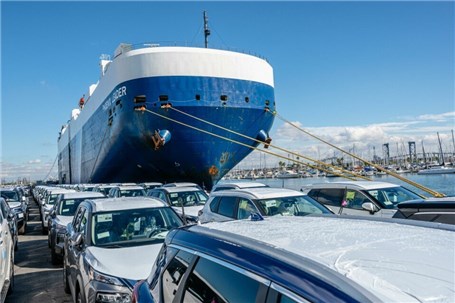 تعیین حقوق گمرکی خودرو به میزان ۴ درصد