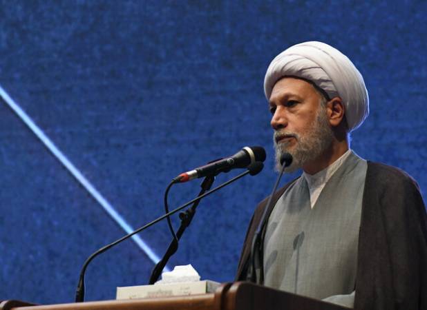 آیت‌الله دژکام: قرآن و عترت کلید هویت و حل مشکلات فرهنگی جامعه‌اند