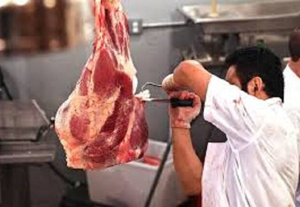 بیشترین گوشت قرمز با کالابرگ توسط کدام قشر در خراسان شمالی خریداری شده است؟