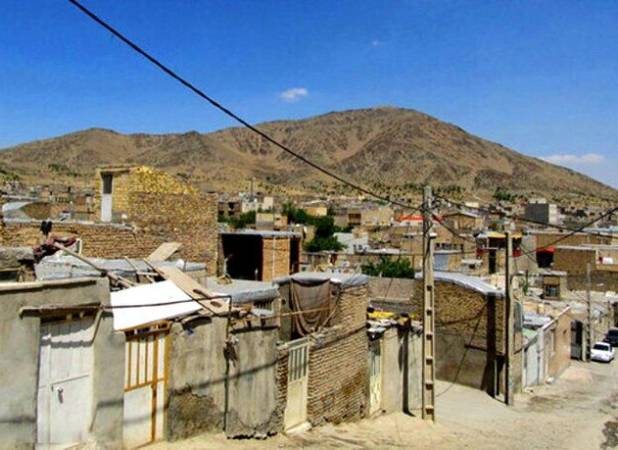 هفت شهر شمال کرمان درگیر سکونتگاه‌های غیر رسمی هستند