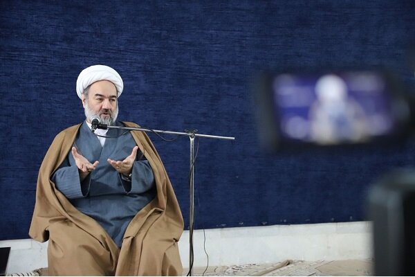 آیت الله محامی: انقلاب اسلامی معجزه بیداری مردم علیه خفقان پهلوی بود