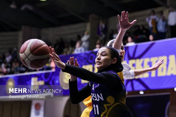 جدال دوم  مدعیان برای دستیابی به مجوز و شانس