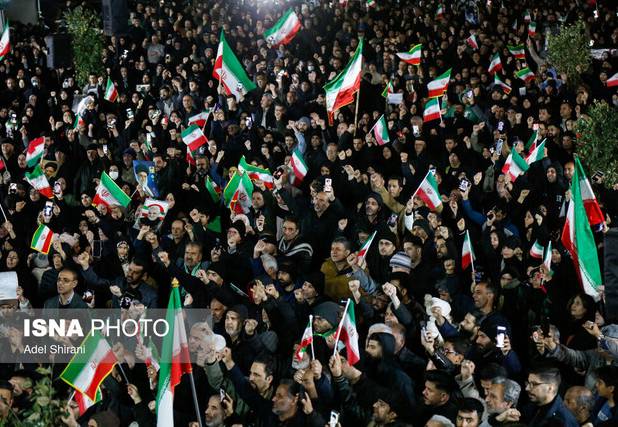 جای‌جای اصفهان کانون تجدیدمیثاق با رهبر شهید انقلاب