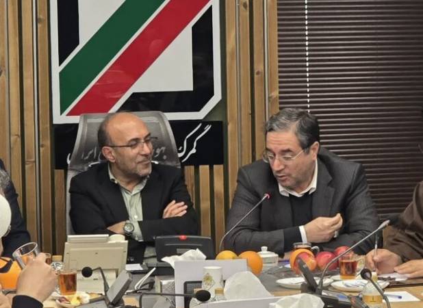 استاندار آذربایجان غربی: منافع مرزنشینان در تصمیم‌گیری‌ها به‌طور جدی مورد توجه قرارگیرد