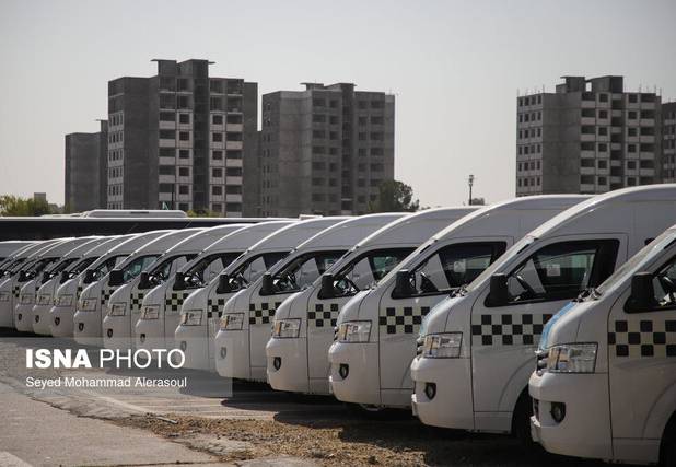 واگذاری ۸۱ دستگاه ون به تاکسیرانان مشهدی/ ورود ناوگان جدید در آستانه نوروز