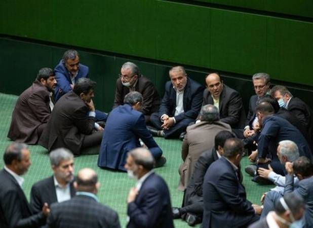 واکنش عجیب به قطع ارتباط پارلمان اروپا با ایران