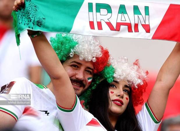 قابی که ایرنا از زن بی‌حجاب  ایرانی منتشر کرد