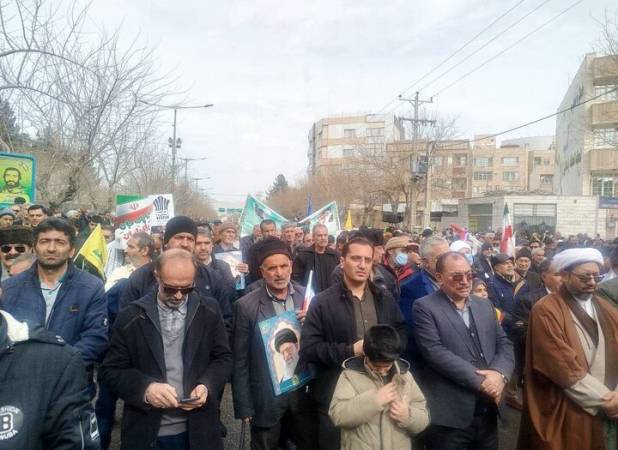 حضور پرشور مردم بجنورد در راهپیمایی ۲۲ بهمن 