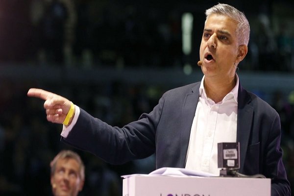 انتقاد شهردار لندن از جنگ افروزی آمریکا و اسرائیل