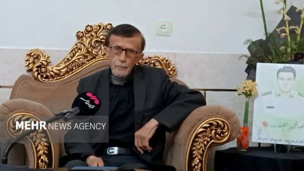 خانواده شهید حقیقت: خون محمود ریخته شد تا خاک وطن حفظ شود