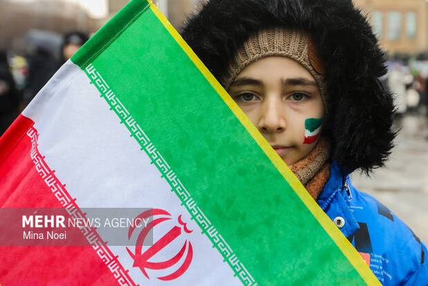 تا پای جان پای انقلابیم؛ مردم قبله تهران چه گفتند؟