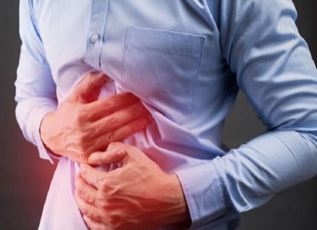 برای کاهش اسید معده این غذاها را نخورید