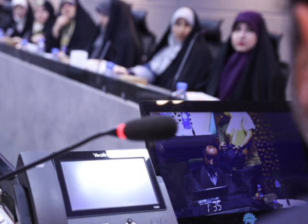 شعر ظرفیتی عظیم برای پاسخگویی به دلتنگی‌های انسان دارد