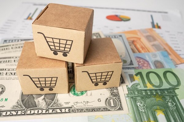 ۲۱۵ میلیون دلار انواع ارز در یک روز معامله شد