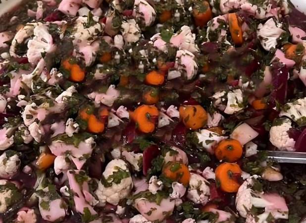طرز تهیه ترشی هفت بیجار مازندرانی