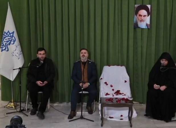 سوگ و حماسه شاعران تبریز در رثای رهبر شهید در مقبره الشعرای تبریز
