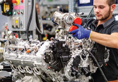 چرا حجم موتورها کم شد؟