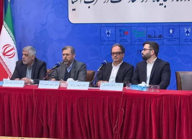 خطیب زاده: تحریم‌ها جنگ تمام عیار علیه ایران است