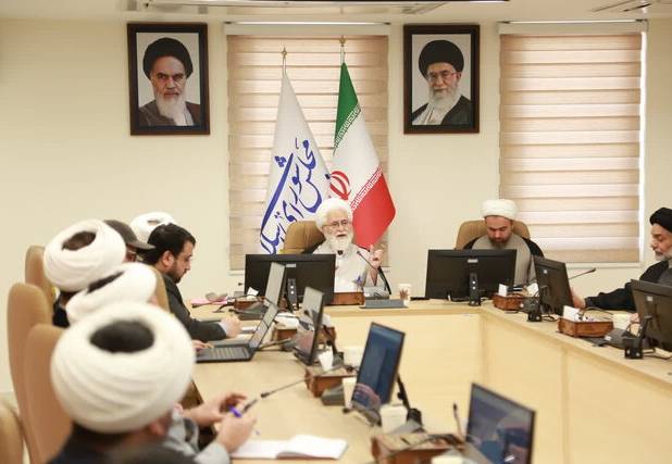 استاد حوزه علمیه قم: سلامت خواهی معنوی با محوریت آموزه‌های دینی در جهان طنین انداز شود