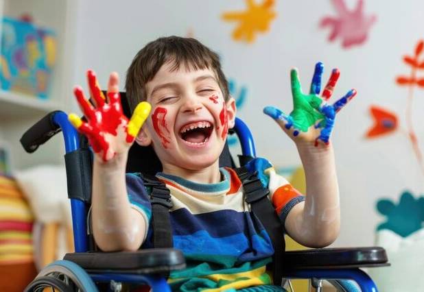 تحقق عدالت فرهنگی برای کودکان دارای نیازهای ویژه در «مرکز سیار کانون پرورش فکری»