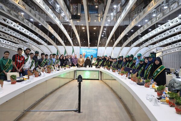 آینده‌سازان شهر در جایگاه شهرداران مدارس  معرفی شدند