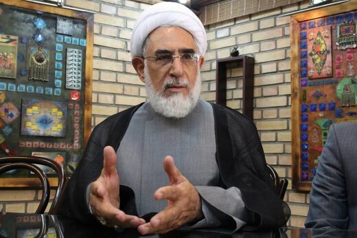 درخواست برگزاری رفراندوم از سوی چهره معروف