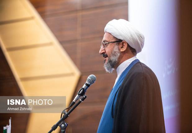 رئیس دانشگاه قم:شگرد دشمنان ایجاد تفرقه و انشقاق است