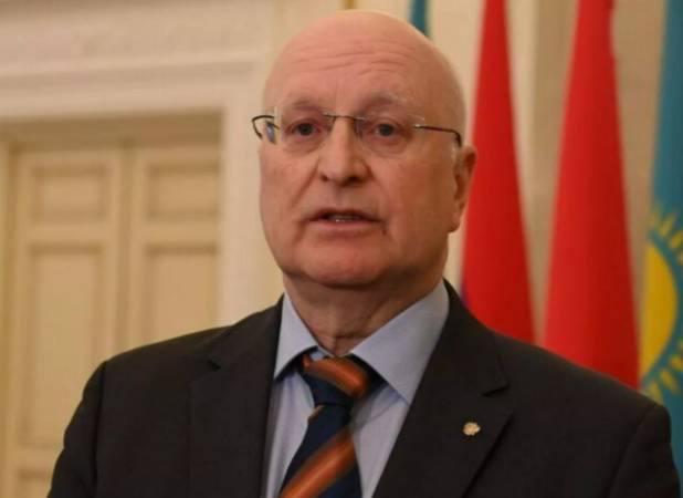 تاکید روسیه بر حفظ روابط تجاری با اتریش