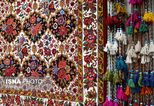 طراحی فرش؛ تلفیق هنر و مهارت در چهارچوب اصالت