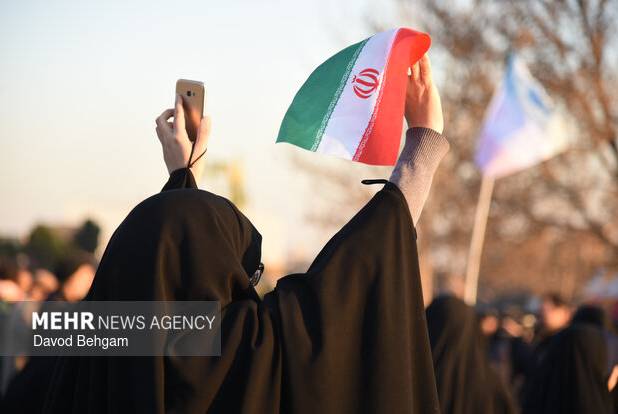 تاریخ؛ آینه‌ای که در شرایط آشوب «خودآگاهی» ملت را تقویت می‌کند