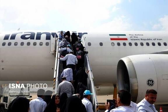 حجاج هرمزگانی با ۸ ساعت تأخیر عازم مدینه شدند
