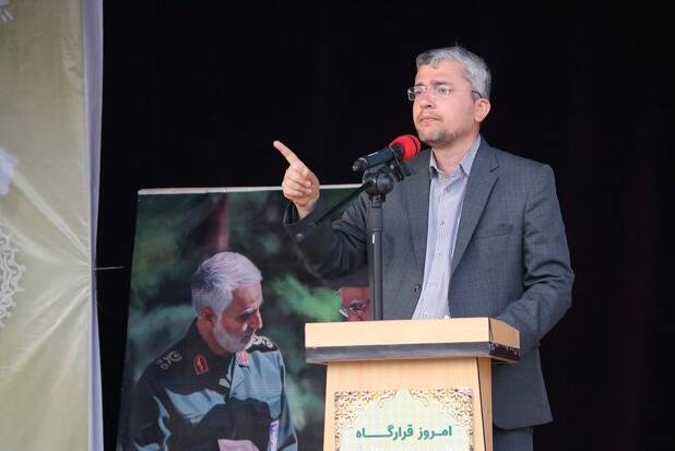  فعالان فرهنگی و هنری دشتستان حمایت شوند