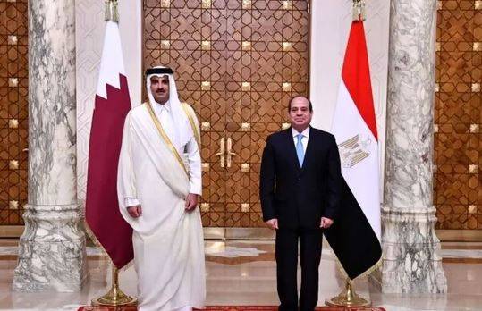 گفت‌وگوی تلفنی امیر قطر با رئیس‌جمهور مصر