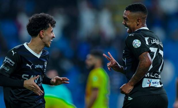 جشنواره گل الهلال مقابل الحزم در لیگ عربستان
