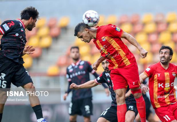 یک کارشناس فوتبال: فولاد می‌خواهد نشان دهد دیگر به هیچ تیمی باج نمی‌دهد