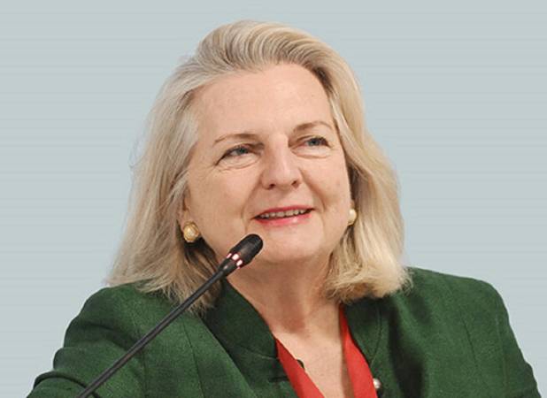 رسانه‌های اروپایی با «بازی جنگ» دنبال انحراف افکار عمومی هستند