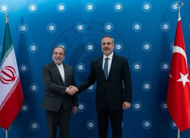 رایزنی وزرای خارجه ترکیه و ایران درباره مذاکرات مسقط