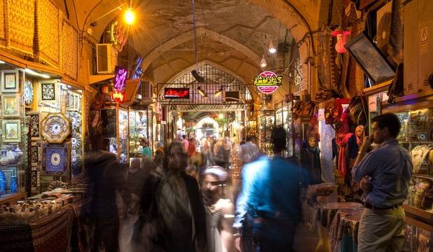 اقتصاد شهری پایدار با بهره‌گیری از گردشگری و فناوری