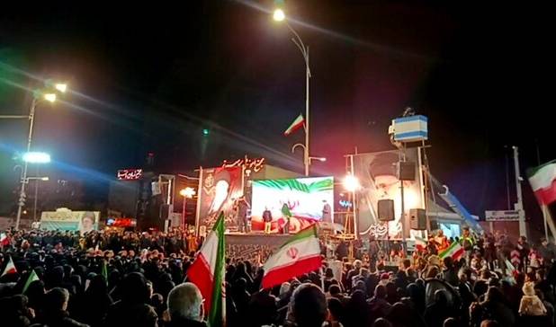 فریاد انتقام مردم کرمان در دومین روز عزاداری برای رهبر شهید انقلاب