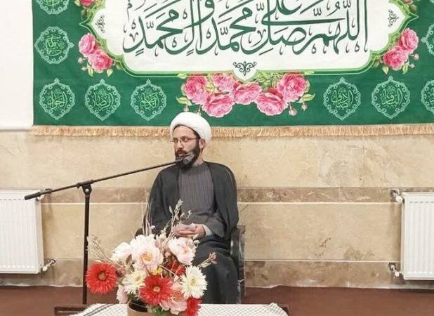 حجت‌الاسلام خواسته:خواهران طلبه افسران جنگ نرم هستند