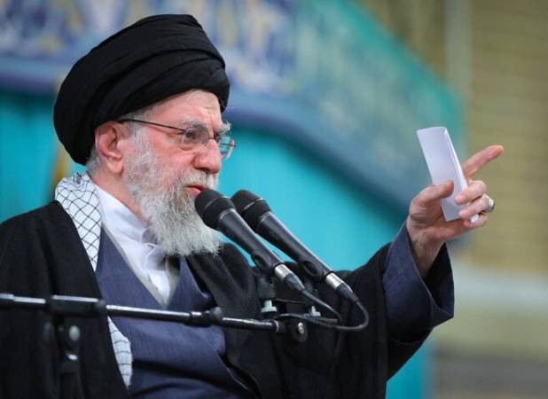 پرچمدار بصیرت فناورانه؛تبیین دکترین رهبر شهید در عبور از انحصار فناوری
