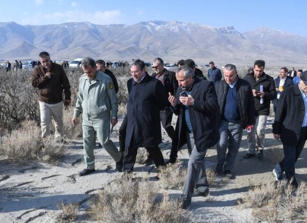 بازدید دبیرکارگروه ملی نجات دریاچه ارومیه از طرح های احیای دریاچه