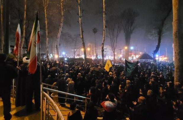 حضور مردم غیور فومن پای کار انقلاب