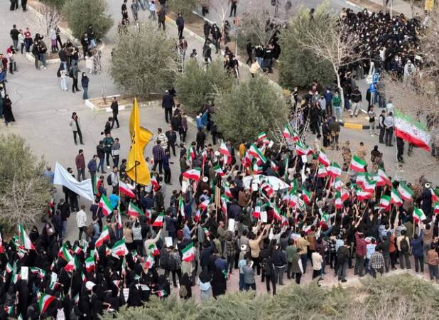 گردهمایی دانشجویان دانشگاه صنعتی اصفهان «برای وطن»