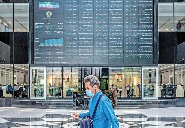 یک کارشناس اقتصادی: سیاست‌های خلق‌الساعه بورس را فلج کرده است