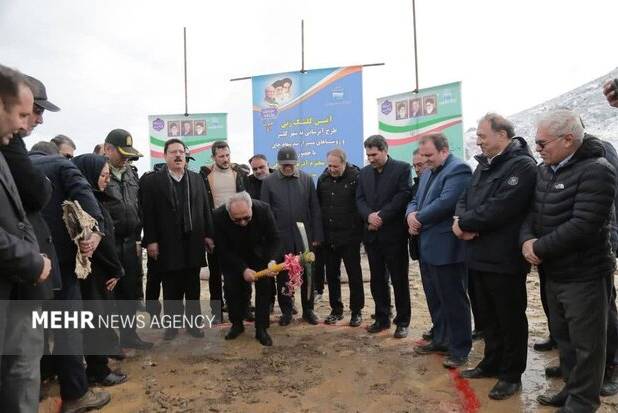 تصفیه‌خانه و خط انتقال آب شرب کلیبر و ۱۰۱ روستای مسیر کلنگ‌زنی شد