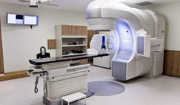 راه‌اندازی نخستین مرکز دولتی رادیوتراپی در البرز