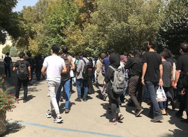 ممنوع‌الورودی۱۳۰ دانشجوی یک دانشگاه مطرح